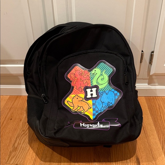 Hogwarts Black Kids Backpack - Picture 1 of 4